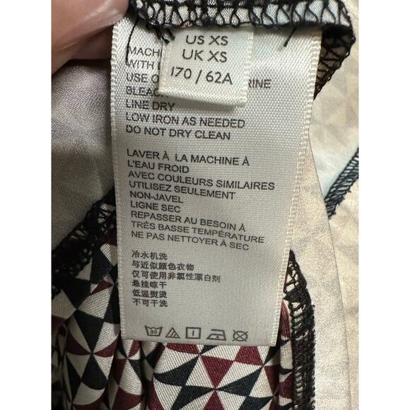 Urban Outfitters red black geometrical print pull on maxi skirt size XS - Picture 5 of 16